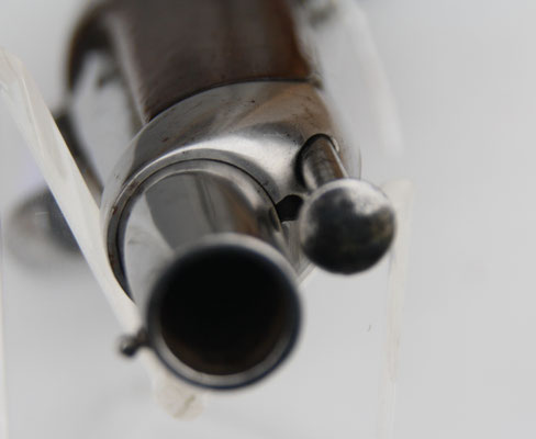 pistolet de gendarmerie  à percussion modèle 1842.