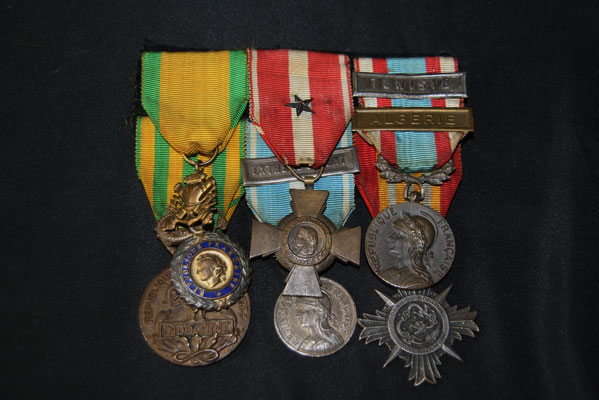 medailles indochine algèrie tunisie 