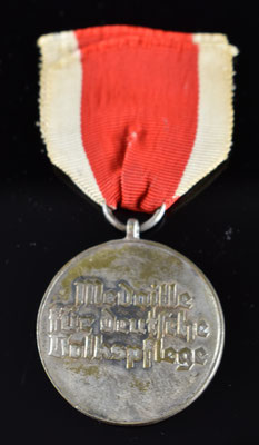 médaille allemande croix rouge ( DRK ) Prix : 90 euros