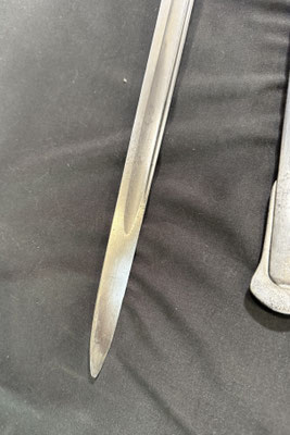 sabre cavalerie légere modele 1822 modifié 83 details de la pointe de la lame 