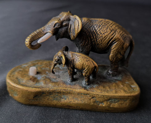 sonnette de table en bronze éléphants