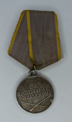 médaille du mérite combattant n° 761277 ww2 argent Prix :70 euros