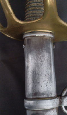 sabre cavalerie légére suisse modèle 1842 avec une belle lame 