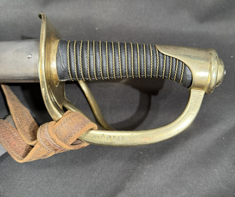 sabre cavalerie légere modele 1822 modifié 83 details poingnée 