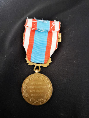 medaille commemorative d'afrique du nord algerie vue du revers 
