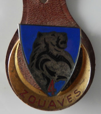 insigne  4 ° zouaves drago Paris H 132.prix : 12 euros