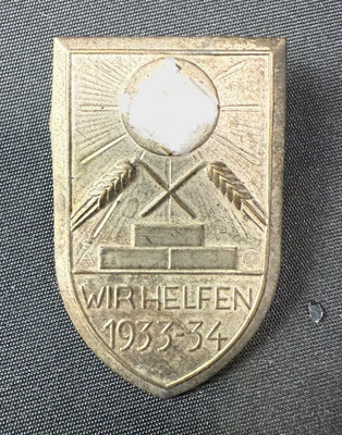 insigne wirhelfen  1933-1934 