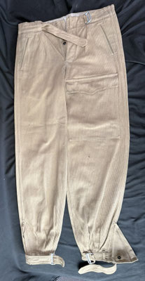 Pantalon tropical « Tropen Überfallhose » en tissu kaki clair côtelé