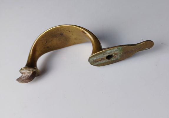 pontet de pistolet modèle an XIII en laiton 