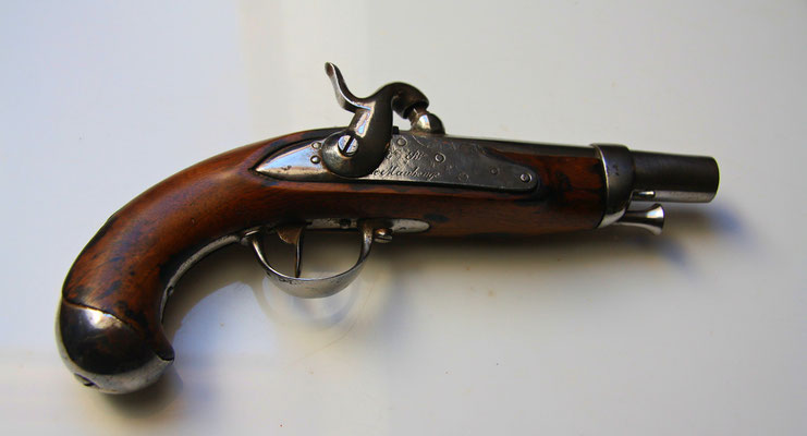 pistolet de gendarmerie modèle 1822 T un coup.