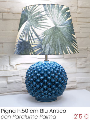 Lampada da tavolo Lume Sfera Pigna H.50 cm finitura Blu Antico con Paralume Palma, acquista online