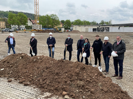 1. Spatenstich für den neuen Edeka-Markt Möwes in Bovenden