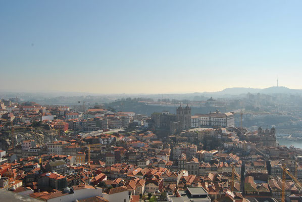 Porto Top 10 Sehenswürdigkeiten - Aussicht vom Glockenturm Torre dos Clérigos 