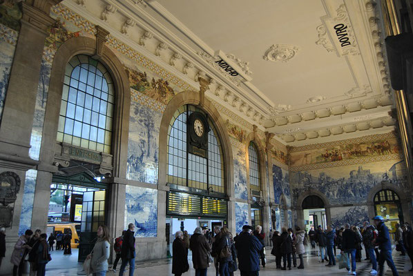 Porto Top 10 Sehenswürdigkeiten - Bahnhof São Bento