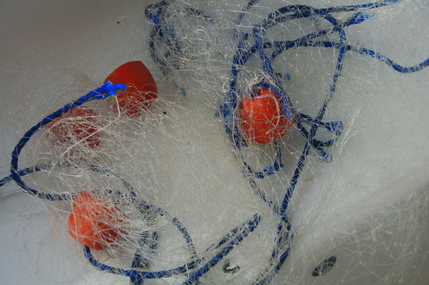 Dumm gelaufen für die Fischer: Netze gehören nicht in Schiffsschrauben.....