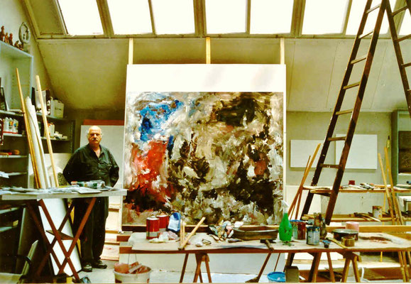 Pedro Meier Multimedia Artist mit grosser Arbeit »Imaginäre Landschaft« Öl, Lack auf Leinwand, 200x200cm 1998 – damaliges Atelier in der alten Textilfabrik Roggwil-Wynau Gugelmann Areal Schweiz – abgebrannt 2001, alles verloren, © Pedro Meier Niederbipp