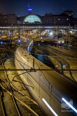 26 - Treno in arrivo alla stazione di Porta Nuova