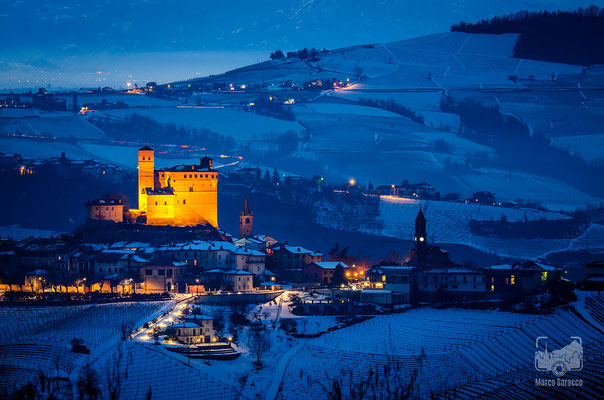 13 - Il Castello di Serralunga d'Alba e le colline innevate