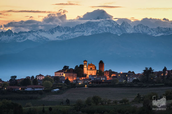 22 - Pecetto Torinese e il Monviso al tramonto