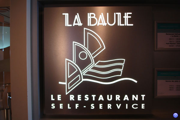 Bretagne Pont 7 - La Baule, le restaurant self service. (© lebateaublog 2012)