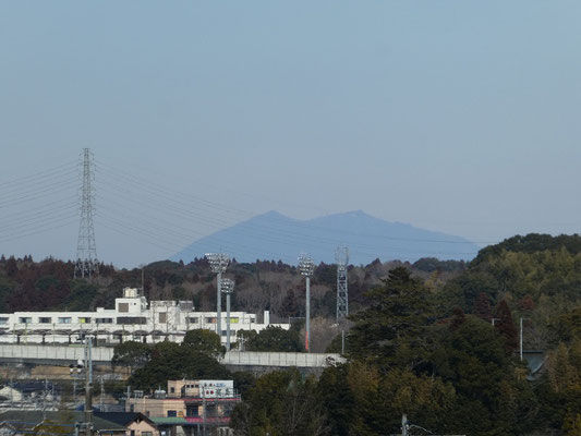 遥か筑波山が見える