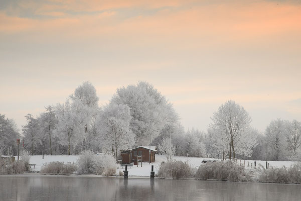 Winter am Fähranleger Bargen 0116