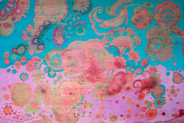 158, Türkis-Pink (Tischplatte), Acryl und Filzstift auf Holz, 63 x 95 cm, 2020