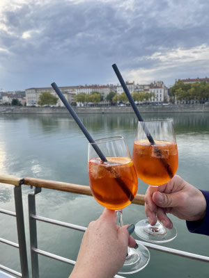 Der obligatorische Abschieds-Aperol an Deck