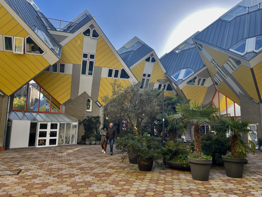 Die berühmten Kubus-Häuser in Rotterdam