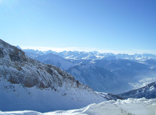 Blick auf die Alpen vom Torrent