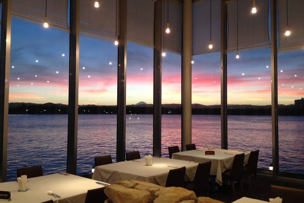 店内 Ristorantesemplice センプリチェ 横浜 八景島 海上レストラン 店内 Ristorantesemplice センプリチェ 横浜 八景島 海上レストラン