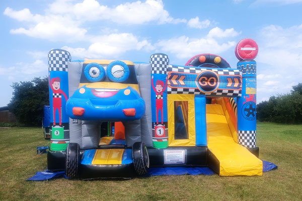 Jetzt Hüpfburg Motorsport Arena XXXL mieten in Königslutter
