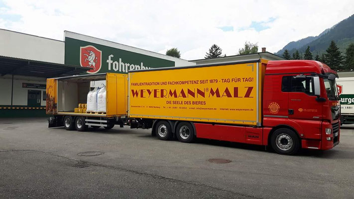 Neuer Durchladezug mit seitlicher Schiebeplane