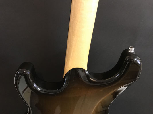 Tobacco Burst Strat, 2003