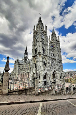 Basílica del Voto Nacional