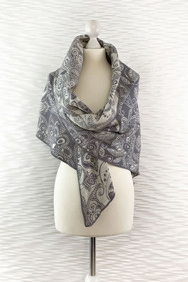 DREIECKTUCH · Zinn / Creme