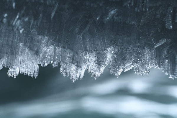 "Die Kristallgrotte im Gletscher" ,  20250214-Gletscherhöhle-Wittenwasseren-DSC_4427  ,  Tobilafotografie Toni Bischof, Ladir