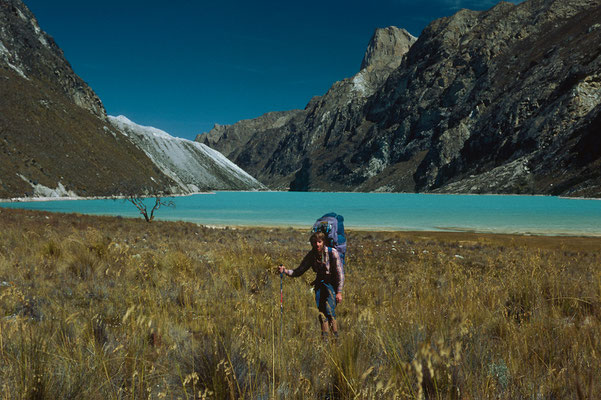 "Thomas Koch mit der Laguna Paron im Hintergrund"   Tobilafoto Toni Bischof, Ladir