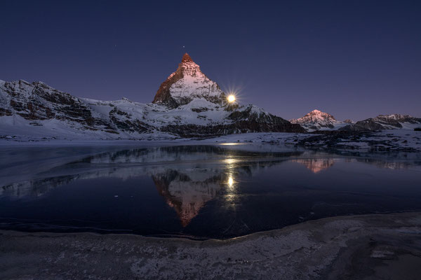 "Blick auf das Matterhorn"  20241116-Trockener-Steg-Matterhorn-HDR-1  Tobilafotografie Toni Bischof, Ladir