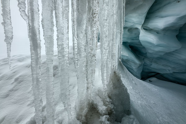 "Gletschereis in Form und Farbe"    Tobilafotografie  Toni Bischof, Ladir