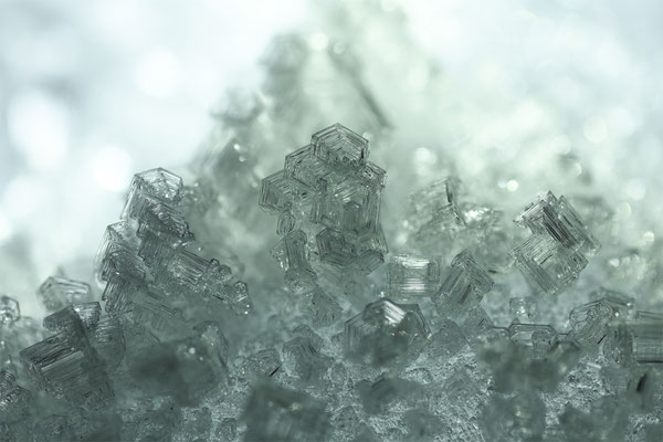 "Die Kristallgrotte im Gletscher" ,  20250214-Gletscherhöhle-Wittenwasseren-Stack-26  ,  Tobilafotografie Toni Bischof, Ladir