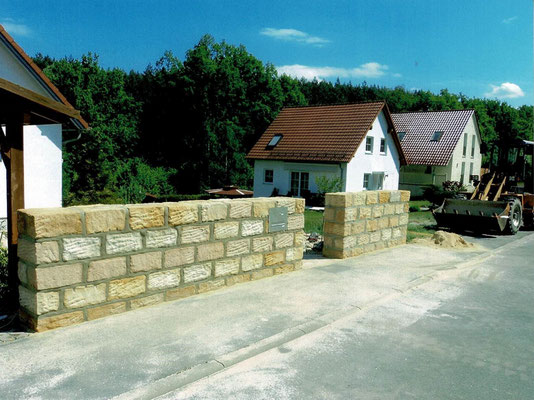 Sandsteinmauer
