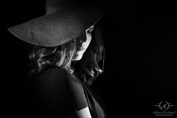 Portrait femme, photo noir & blanc artistique