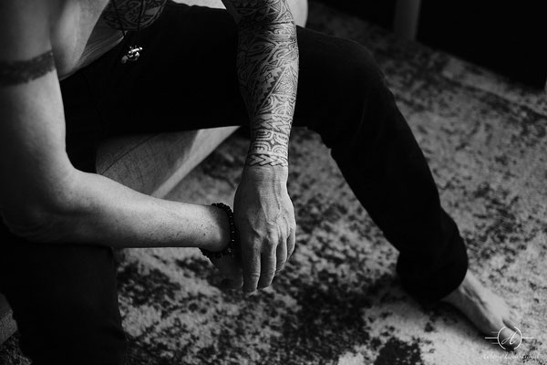 homme photographié en intérieur