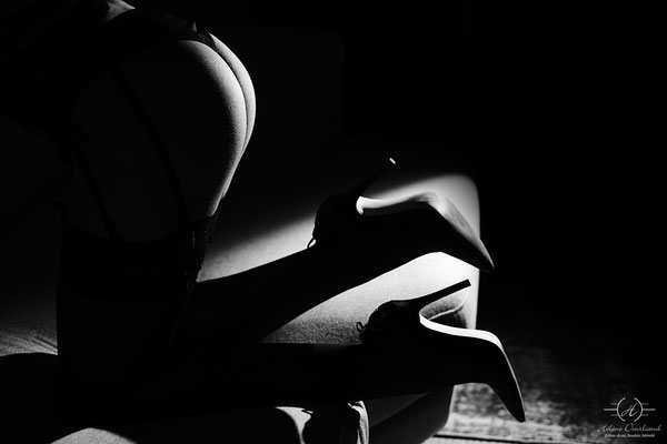 séance boudoir en noir et blanc