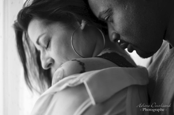 Séance photo boudoir couple monochrome