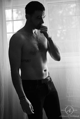 portrait masculin avec jeux de lumière