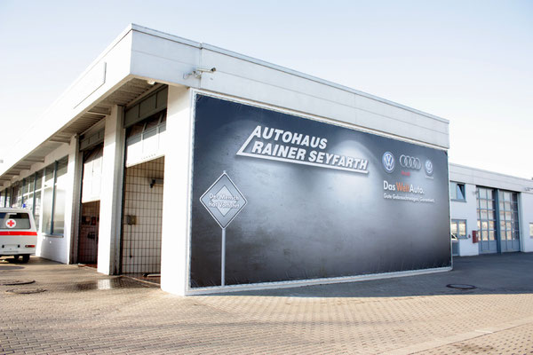 Außenwerbung Autohaus Rainer Seyfarth