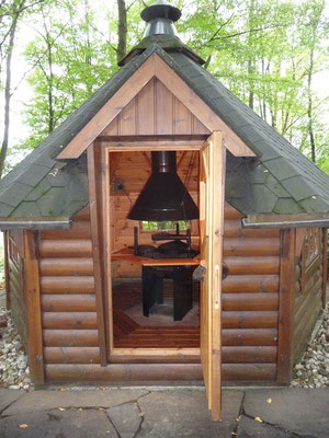Rustikale Grillhütte (zubuchbar)