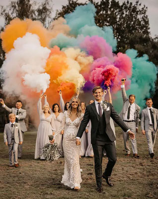Tendance fumigènes mariage coloré tendance 2024
